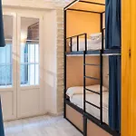 אכסניה The Nomad Hostel&pension