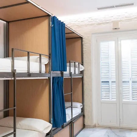 אכסניה The Nomad Hostel&pension