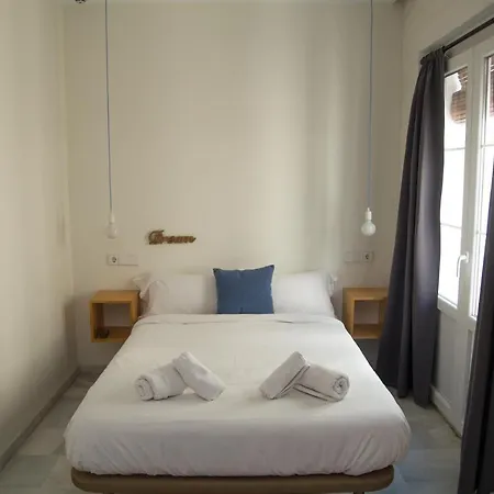 אכסניה The Nomad Hostel&pension סביליה