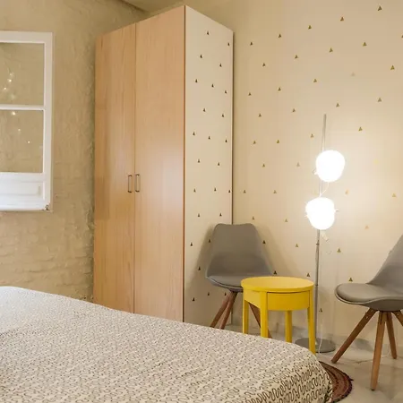 אכסניה The Nomad Hostel&pension סביליה
