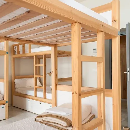 אכסניה The Nomad Hostel&pension סביליה