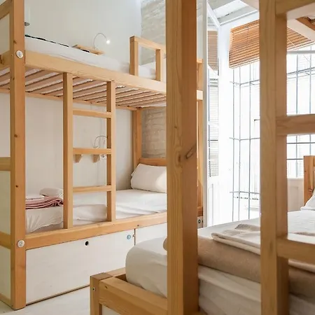 Albergue The Nomad Hostel&pension