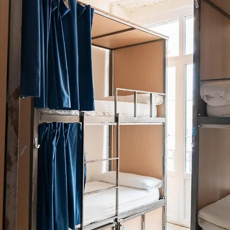 The Nomad Hostel&pension * إشبيلية