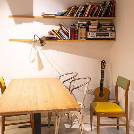 The Nomad Hostel&pension * إشبيلية