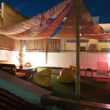 Albergue The Nomad Hostel&pension
