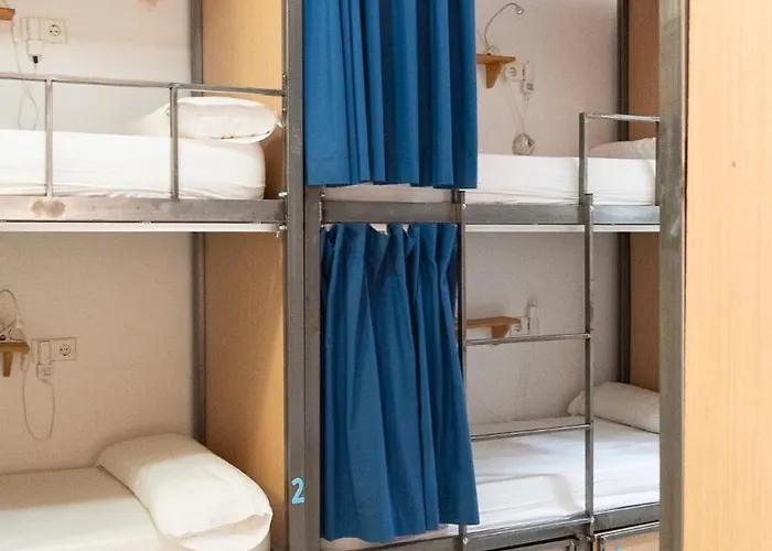 The Nomad Hostel&pension ホステル セビリア