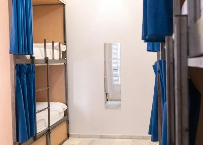 ホステル The Nomad Hostel&pension