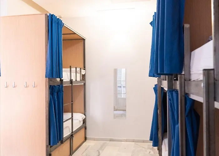 ホステル The Nomad Hostel&pension *