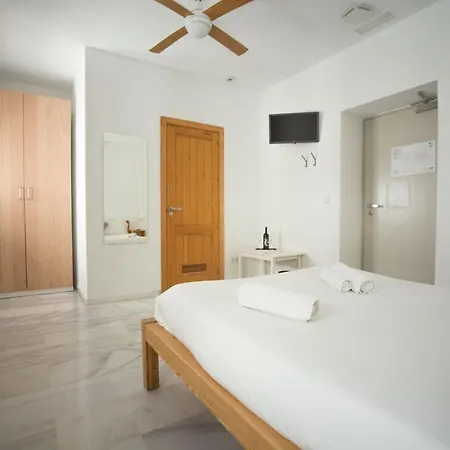 The Nomad Hostel&pension 塞维利亚